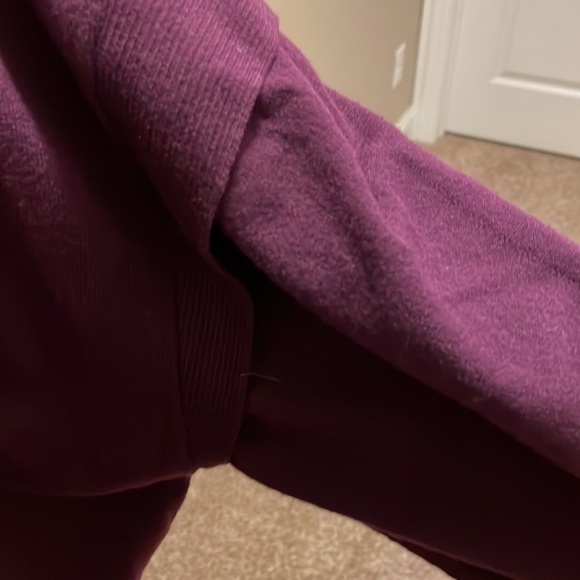 NWT Express sweater. Size XL - Picture 3 of 12